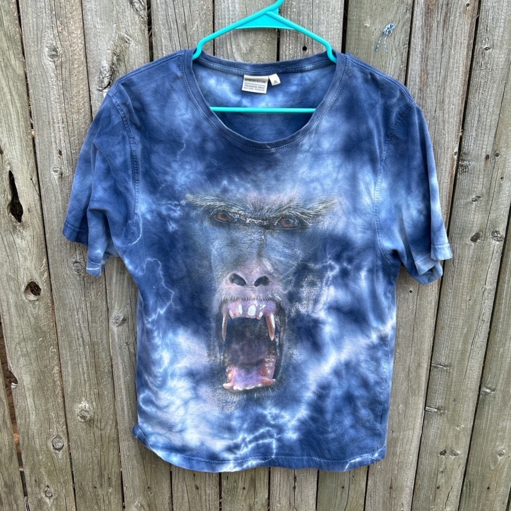 BEAST TEE
